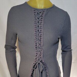 FRANCESCA'S COLLECTION Charcoal Long-Sleeved Top